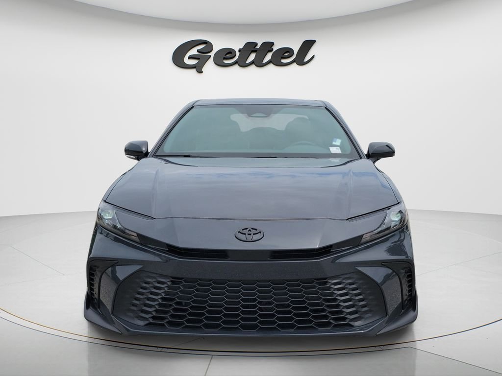 Certified Used 2025  Toyota SE image 2