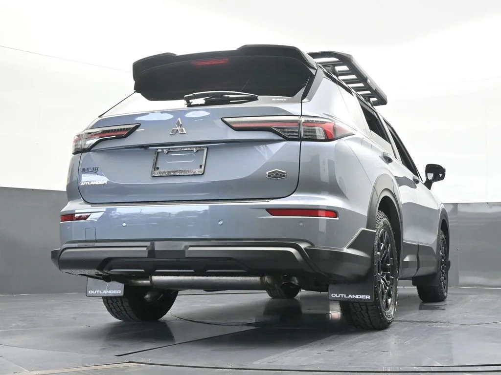 2025 Mitsubishi Outlander Trail Edition - Photo 71