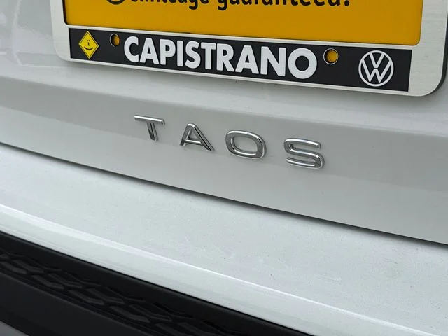 New 2026 Pure White Volkswagen 1.5T S image 10