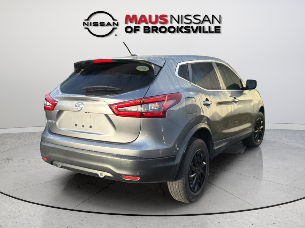 Used 2020 Gray Nissan S image 10