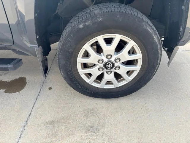 Used 2024  Toyota SR image 15