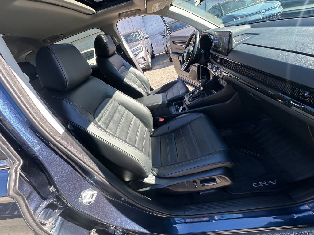 Used 2025  Honda EX-L image 36