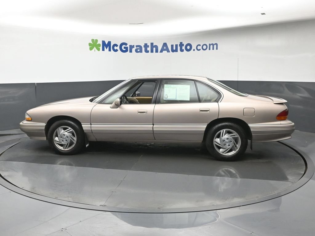 Used 1995 Beige Pontiac SE image 21