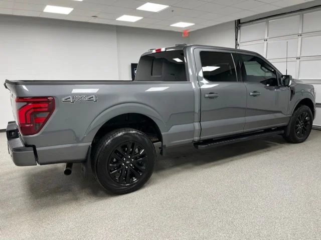 Used 2025 Gray Ford Lariat image 11