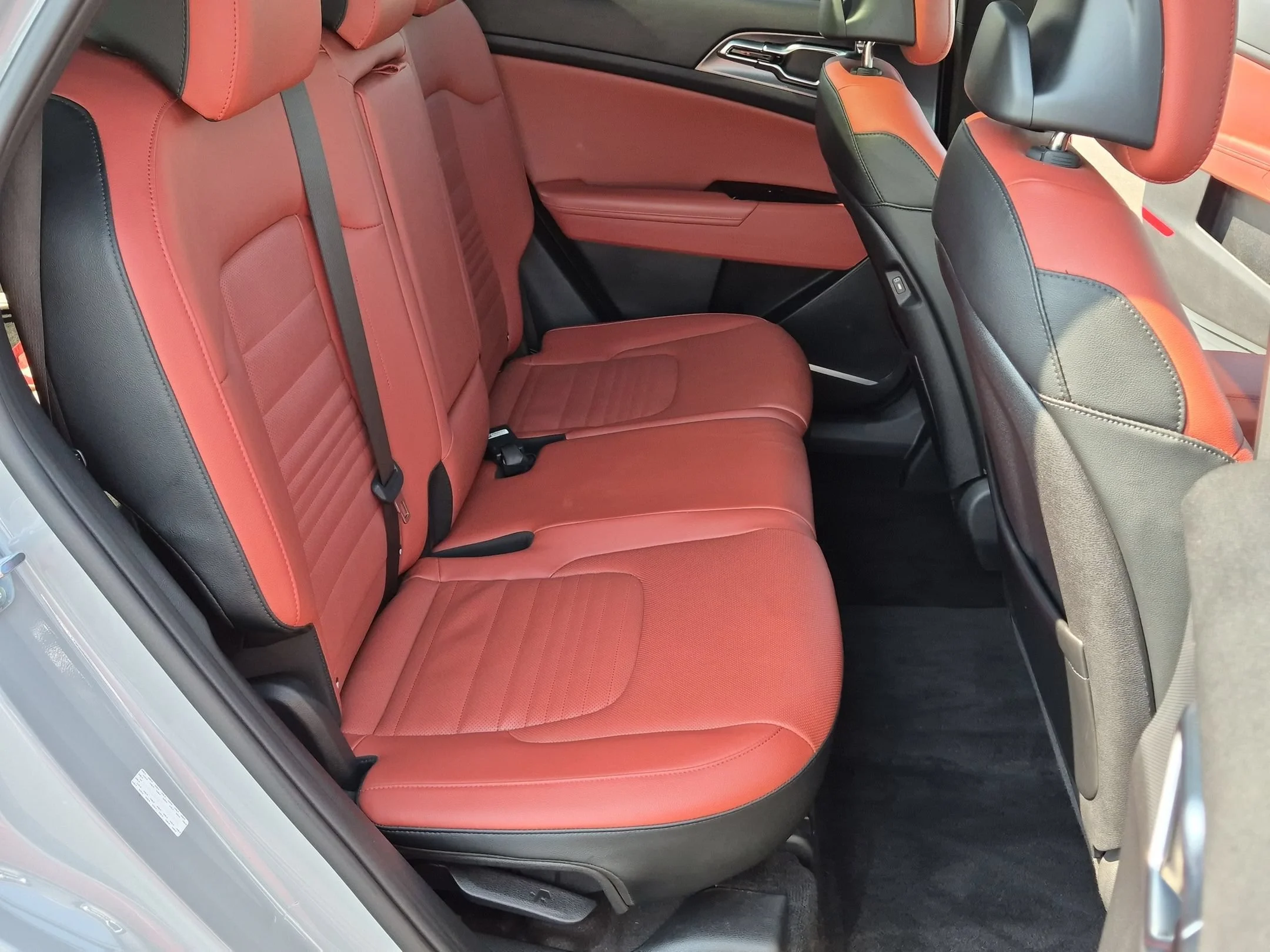 Used 2023 Wolf Gray Kia SX-Prestige image 27