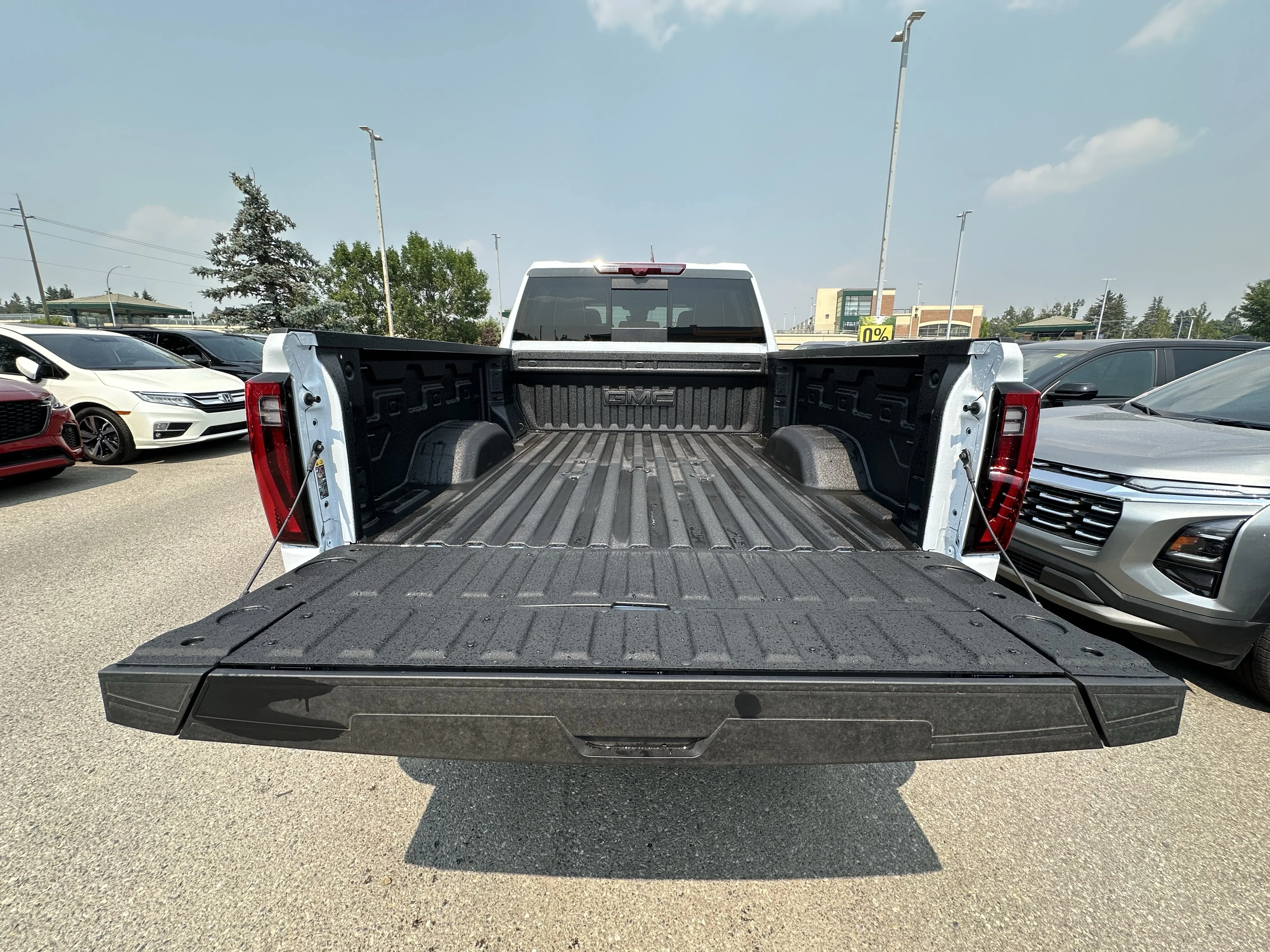 New 2026 Polar White Tricoat GMC Denali Ultimate image 8