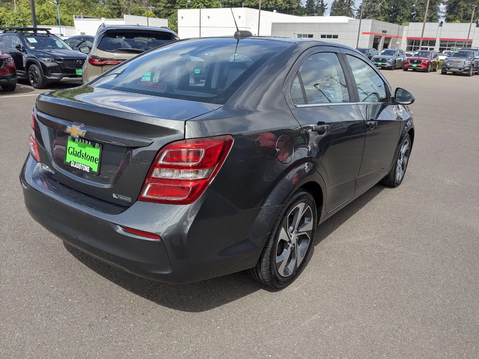 2020 Chevrolet Sonic Premier - Photo 6