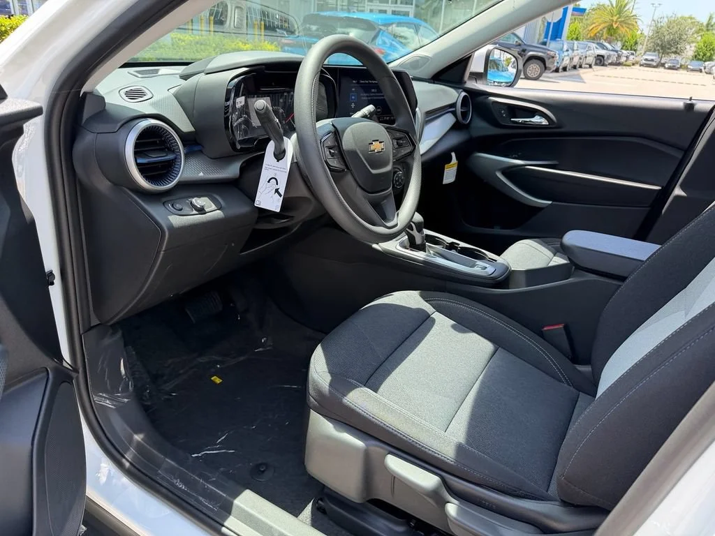 2026 Chevrolet Trax LS - Photo 11