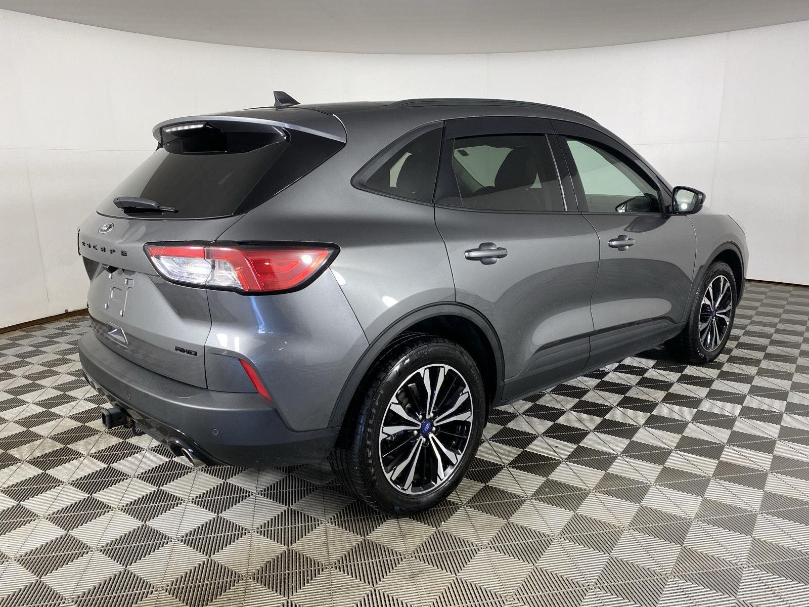 Used 2022 Carbonized Gray Ford SEL image 7
