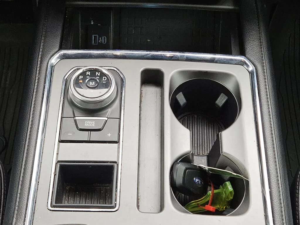 Used 2021 White Metallic Ford XLT image 19