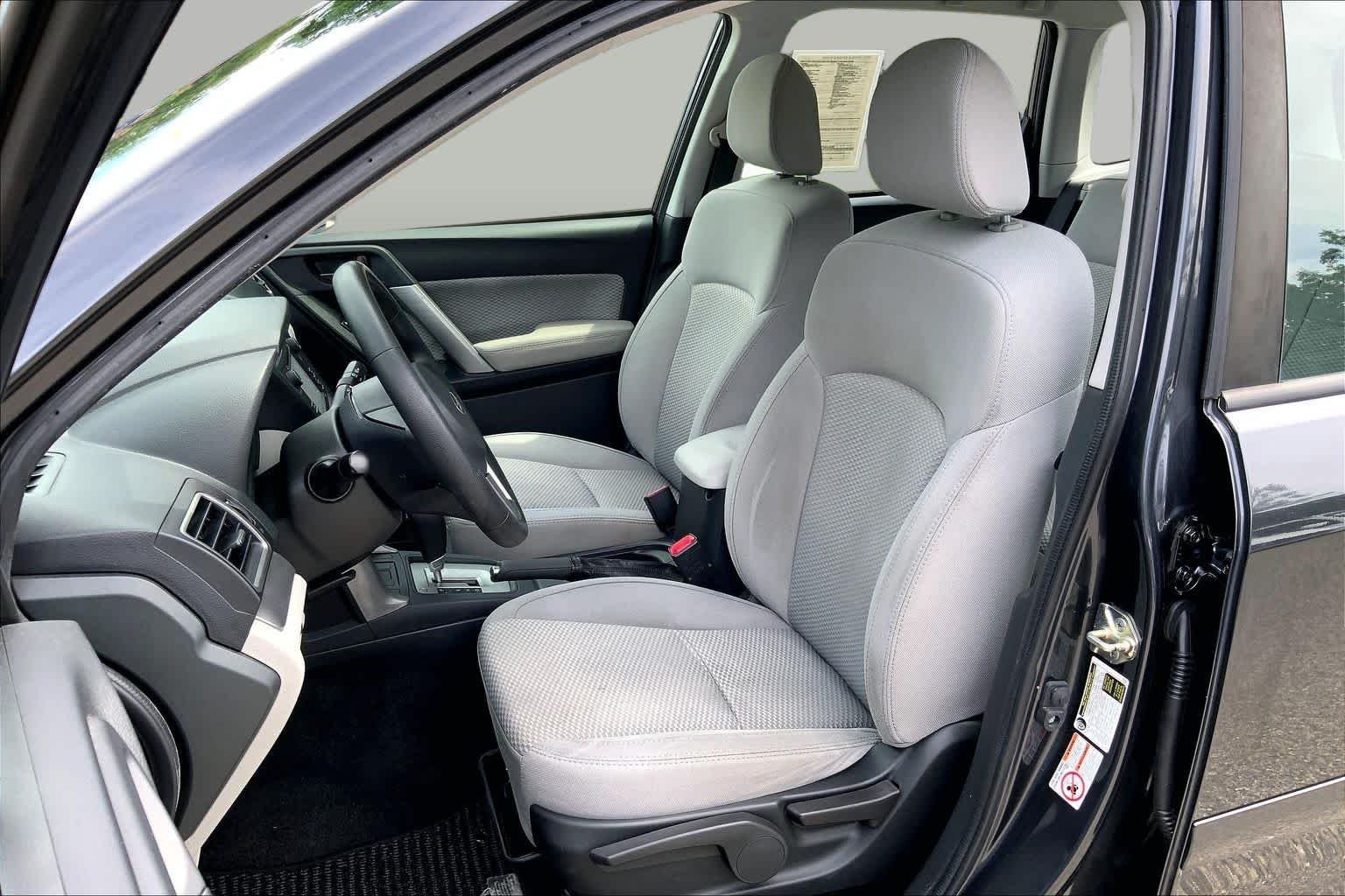 Used 2018 Dark Gray Metallic Subaru  image 9