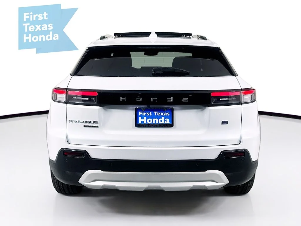 New 2026 Frostline White Pearl Honda Touring image 7