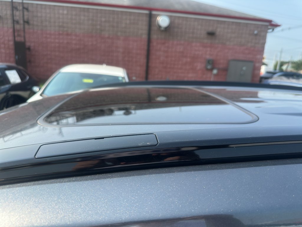 Used 2022 Magnetic Gray Metallic Toyota XLE image 5