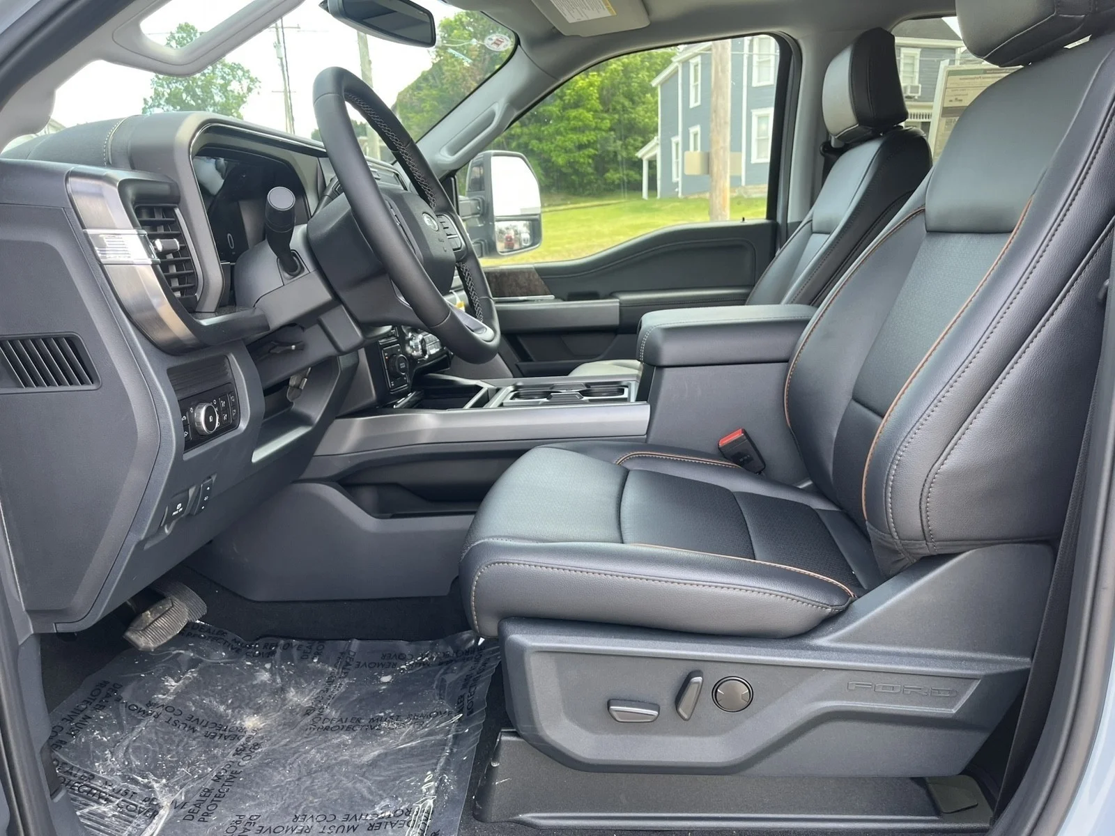 New 2026 Glacier Gray Metallic Tri-Coat Ford LARIAT image 13