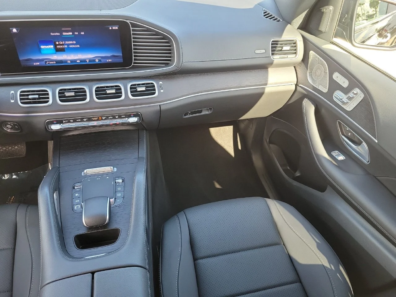 Certified Used 2026 Black Mercedes-Benz GLE 350 image 17
