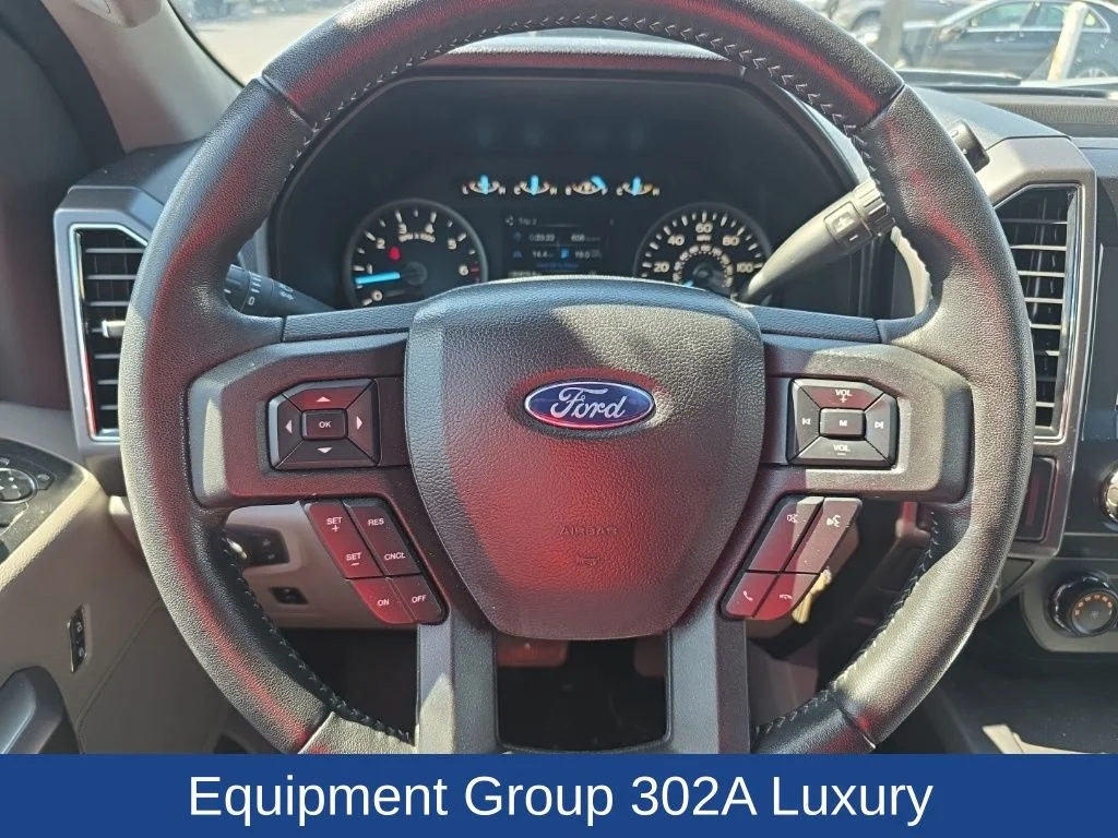 Used 2019 Ruby Red Metallic Tinted Clearcoat Ford XLT image 17