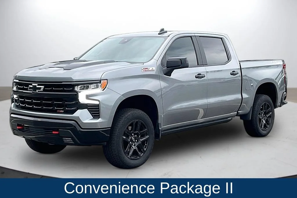 Used 2025 Sterling Gray Metallic Chevrolet LT Trail Boss image 4
