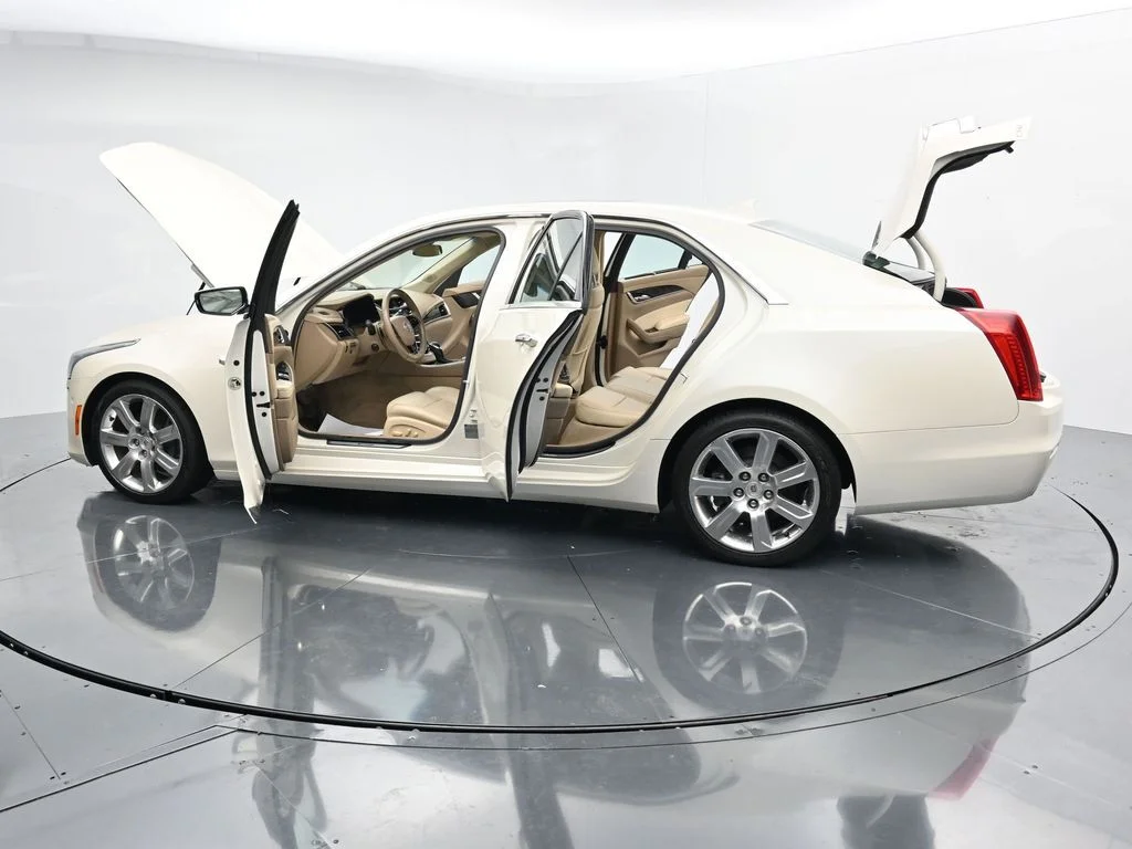 Used 2014 White Cadillac 3.6L Performance image 38