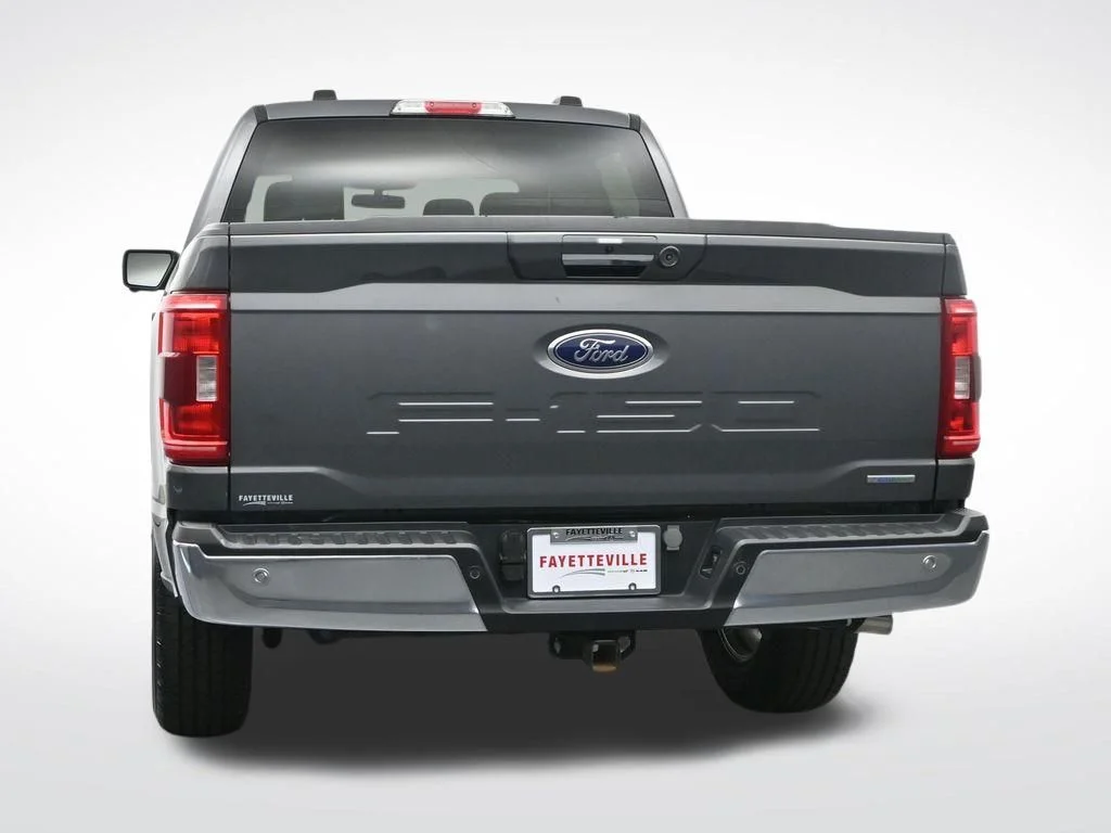 Used 2023 Gray Ford XLT image 9
