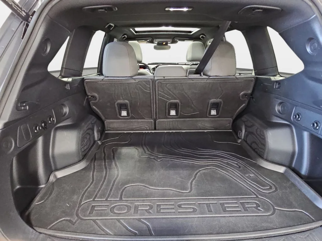 Used 2025 Gray Subaru Premium image 14