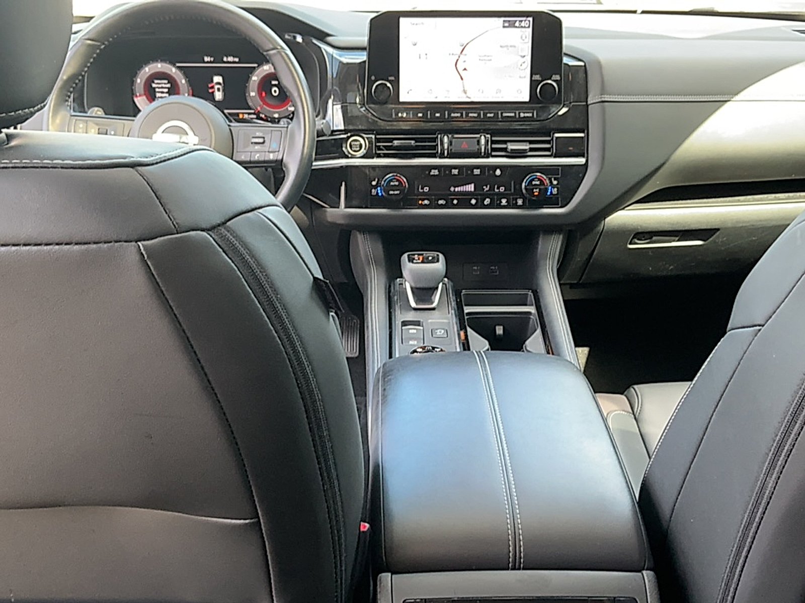 Used 2023 Super Black Nissan Platinum 4WD image 8
