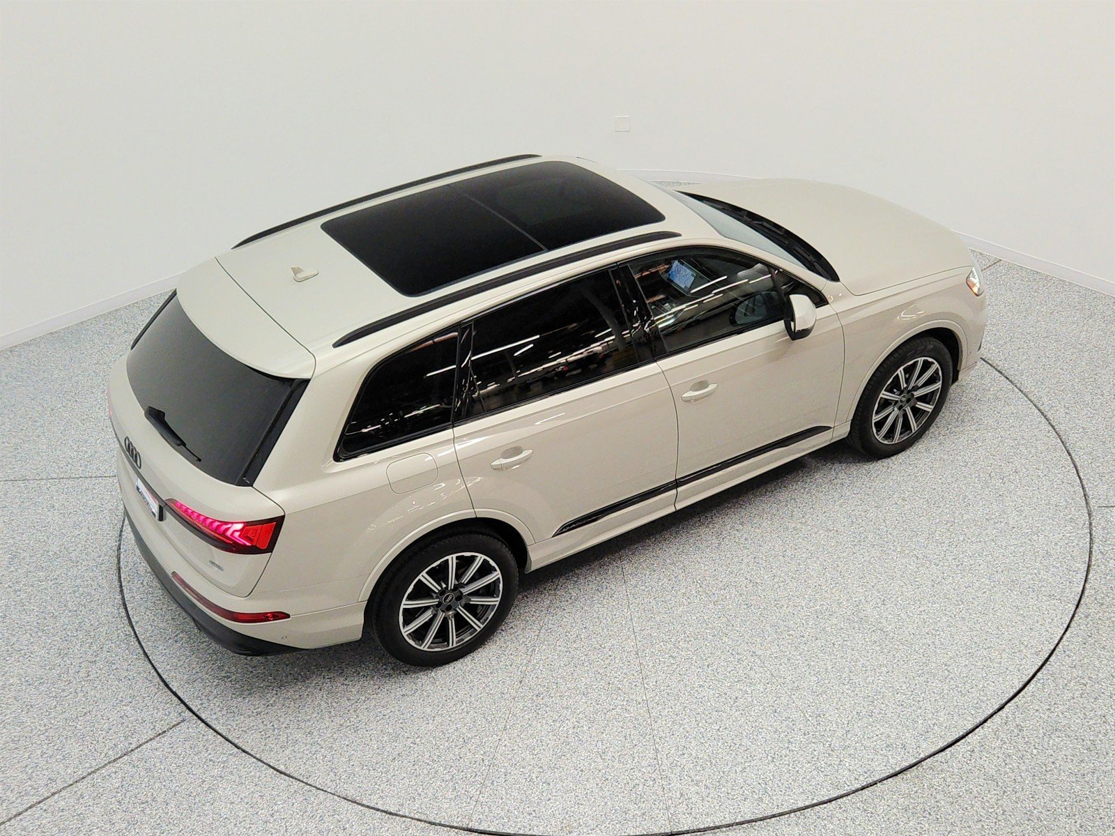 Used 2023 Vicuna Beige Metallic Audi Premium Plus 45 TFSI quattro image 26
