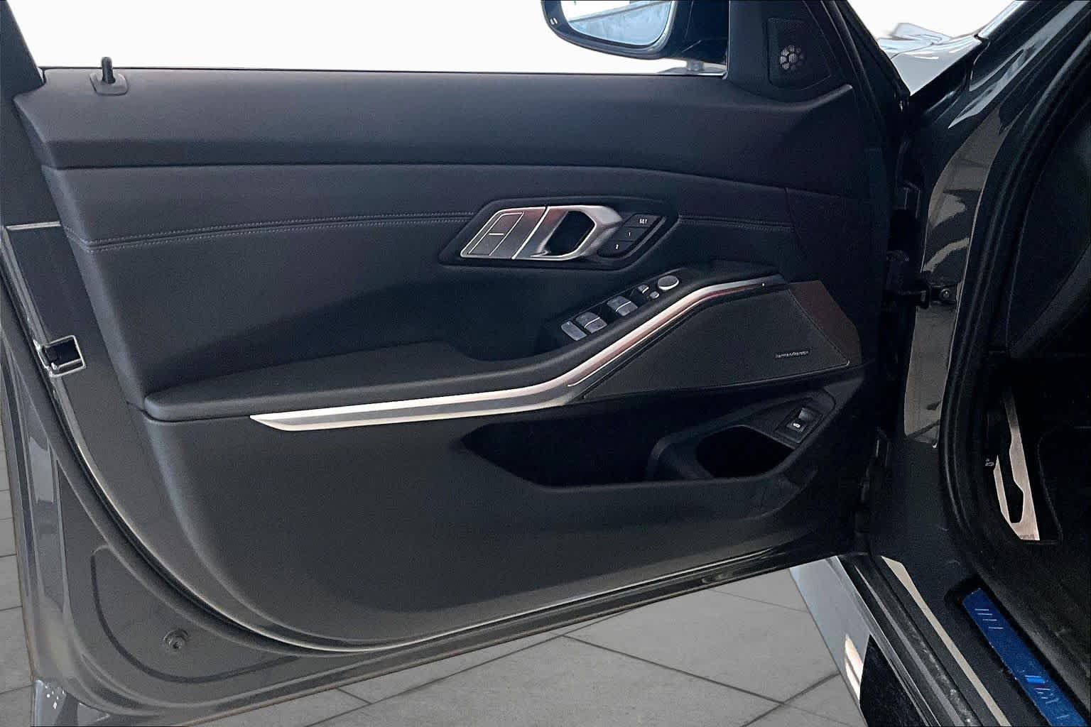 Used 2025 Dravit Grey Metallic BMW Competition image 21