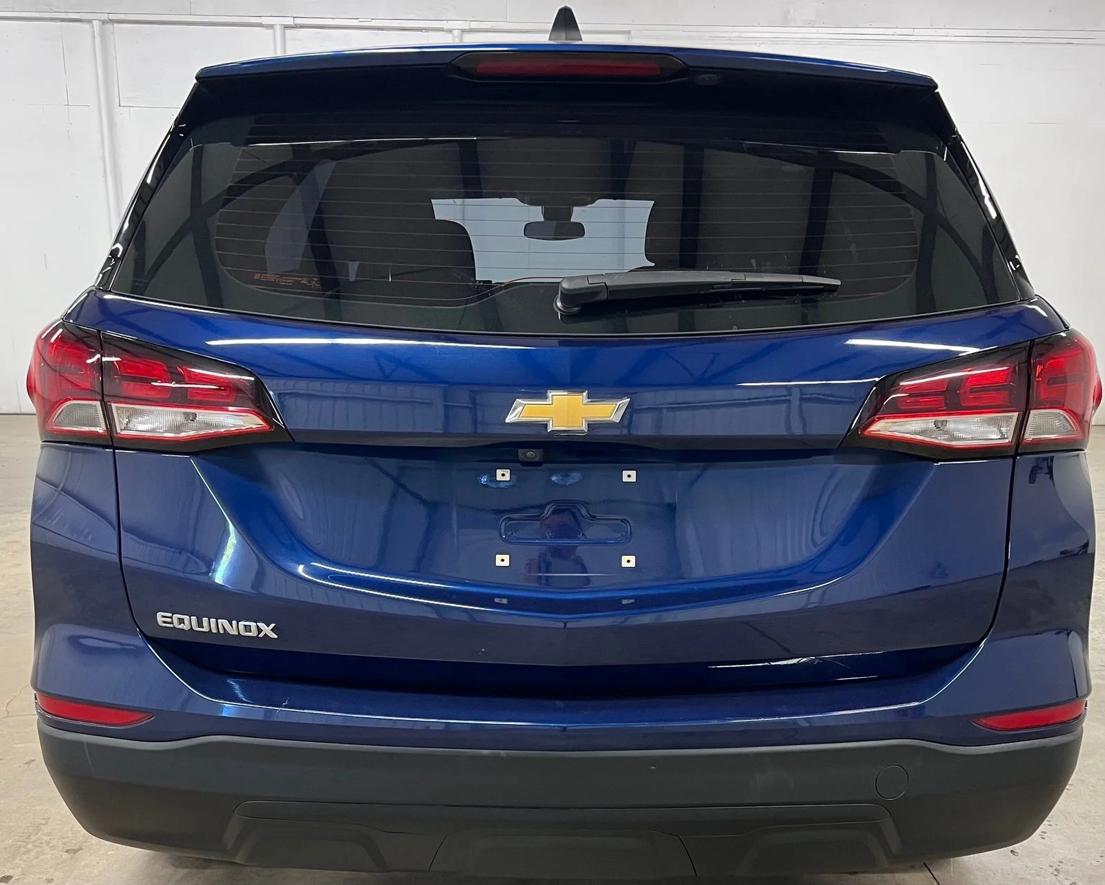 Used 2023 Blue Chevrolet LS image 5