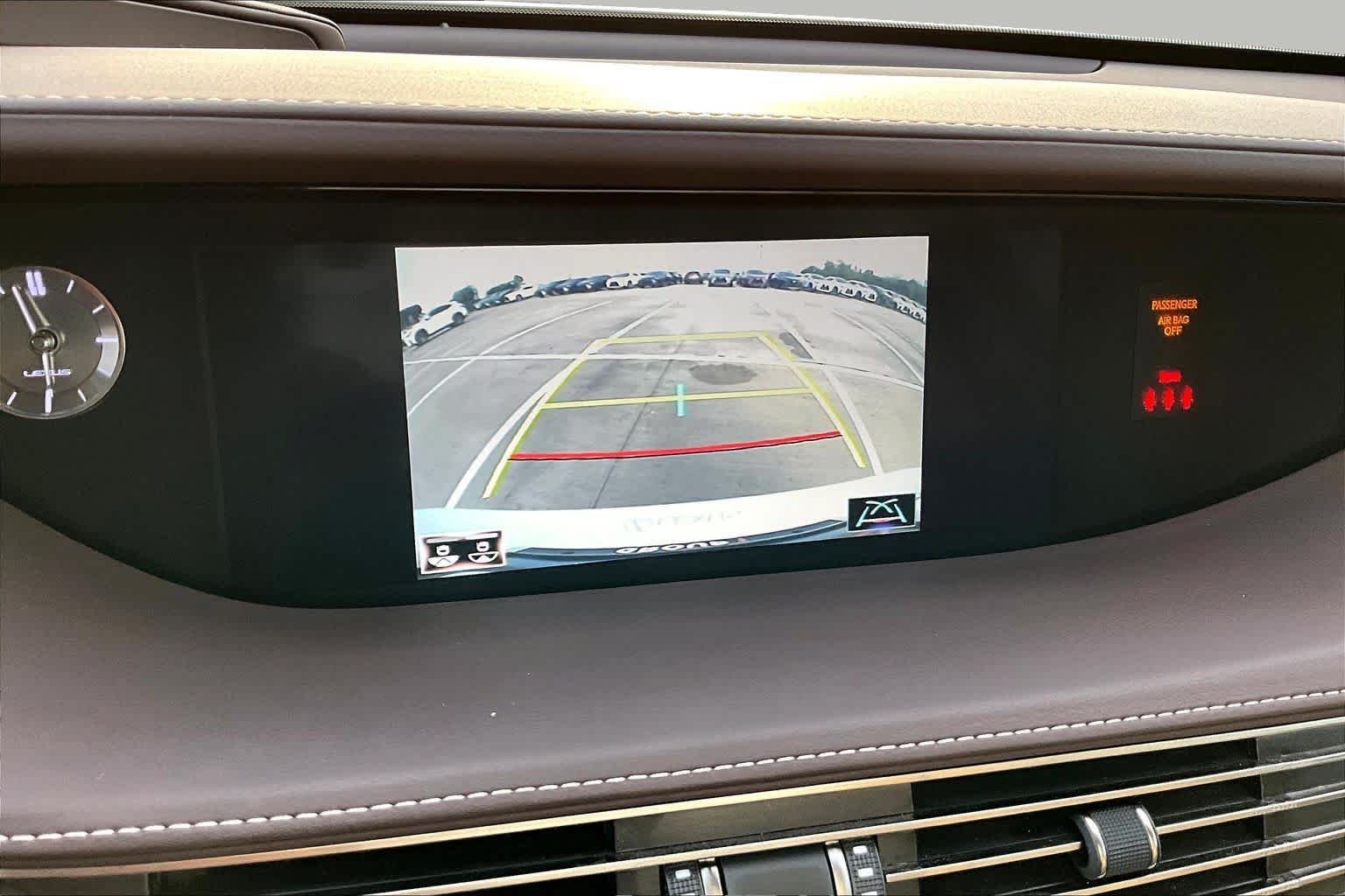 Used 2020 Eminent White Pearl Lexus  image 26