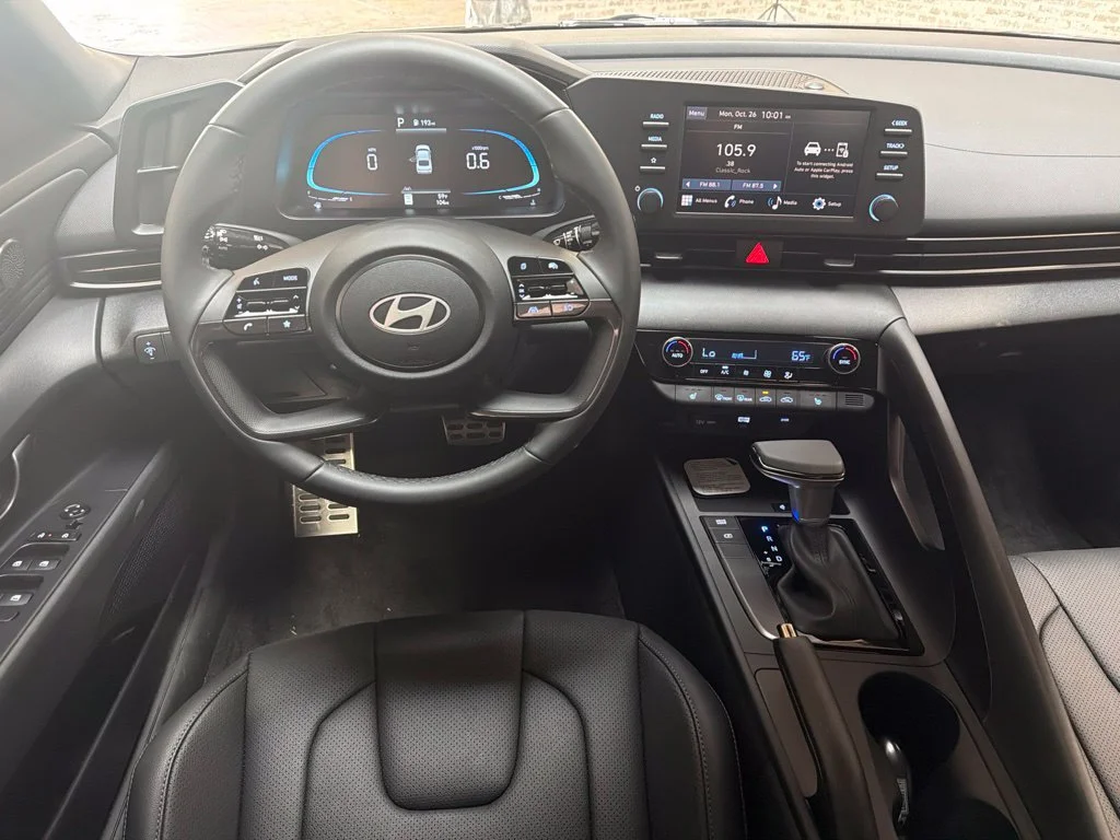 New 2026 Abyss Black Hyundai SEL Sport image 19