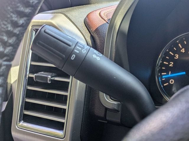 Used 2015 Silver Ford Platinum image 27