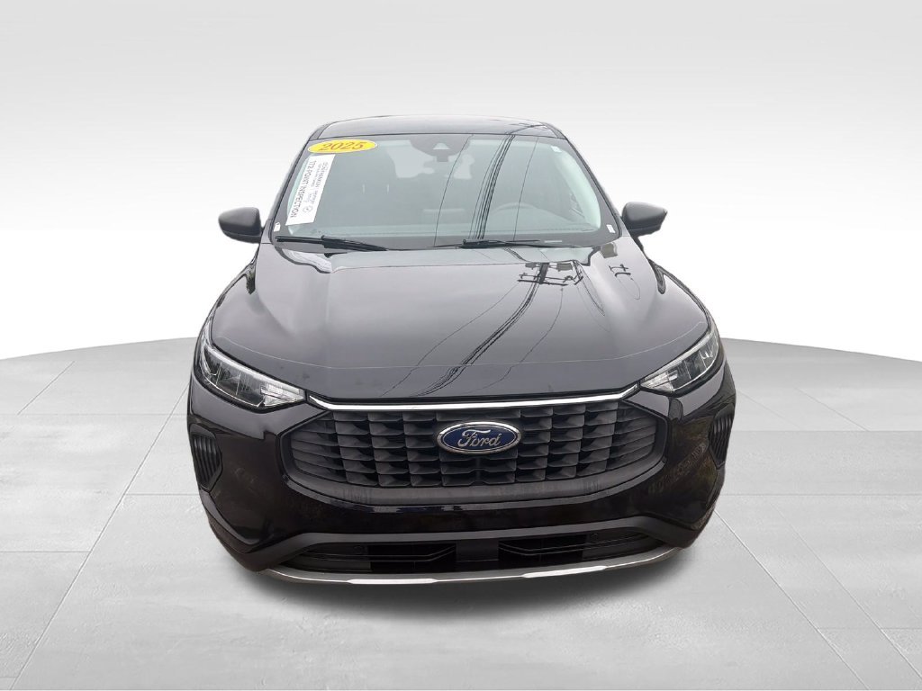 Used 2025 Black Ford Active image 8