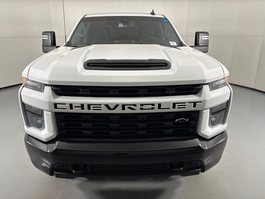 Certified Used 2023 Summit White Chevrolet Custom image 4
