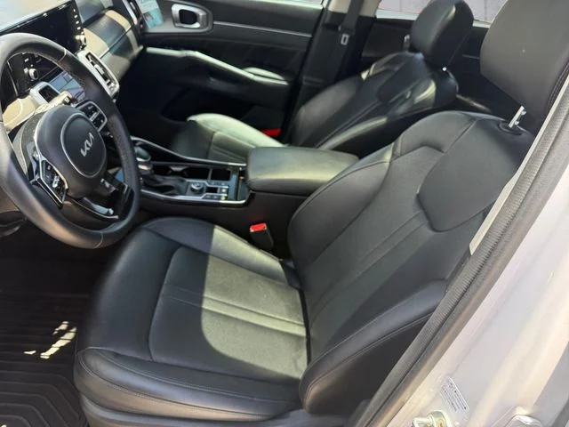 2023 Kia Sorento SX - Photo 8