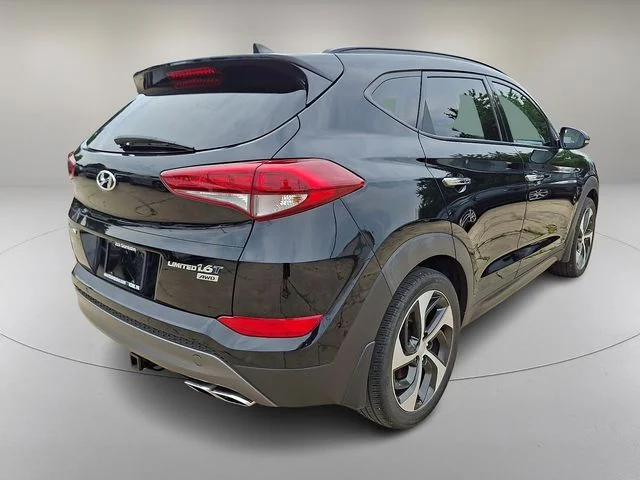 Used 2016 Black Hyundai Limited image 11