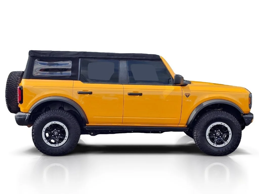 Used 2021 Cyber Orange Met Ford Base image 8