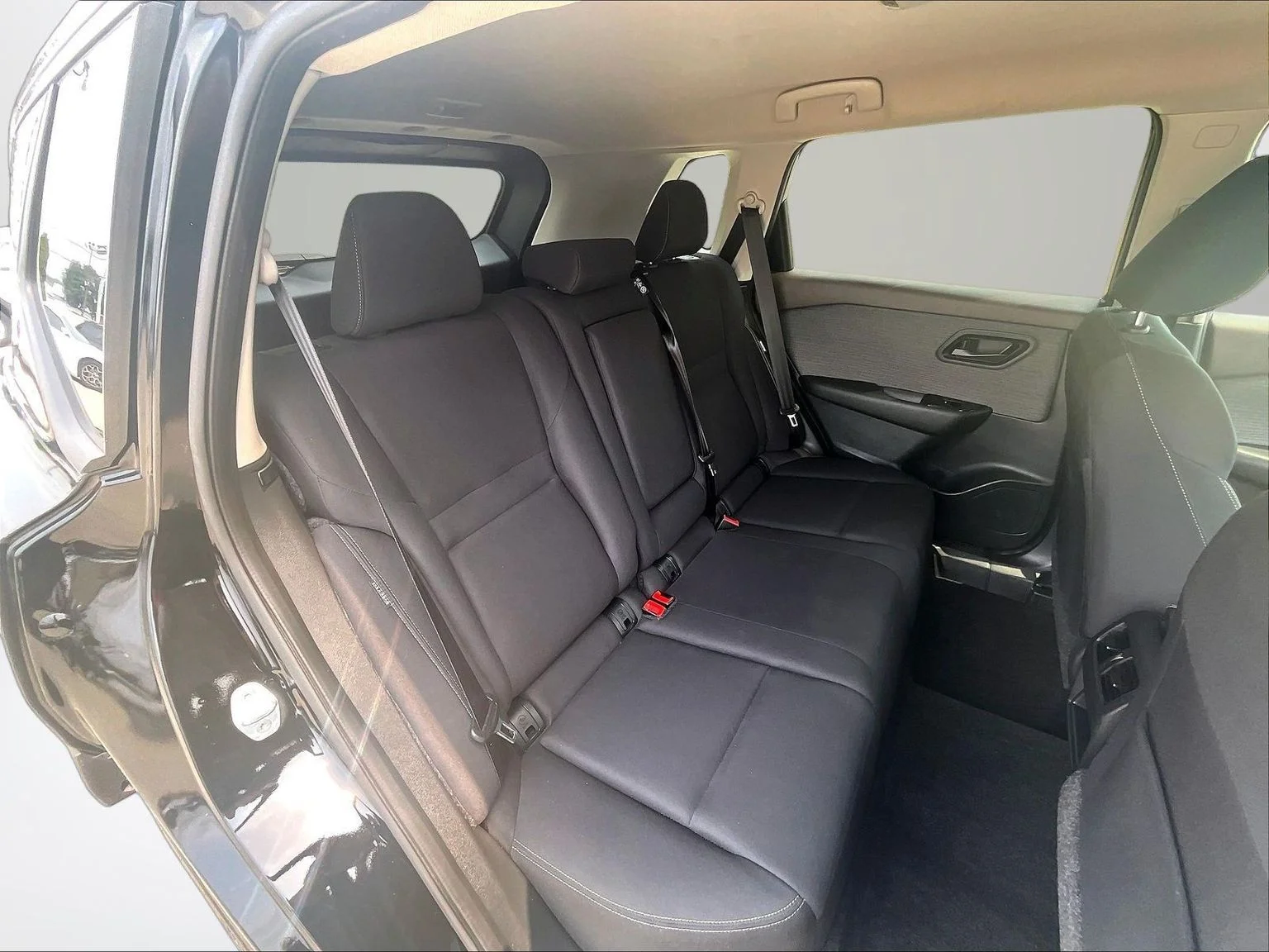 Used 2023 Black Nissan S image 26