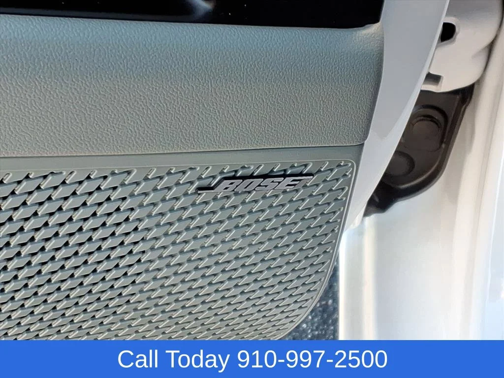 Used 2024 White Hyundai Limited image 18