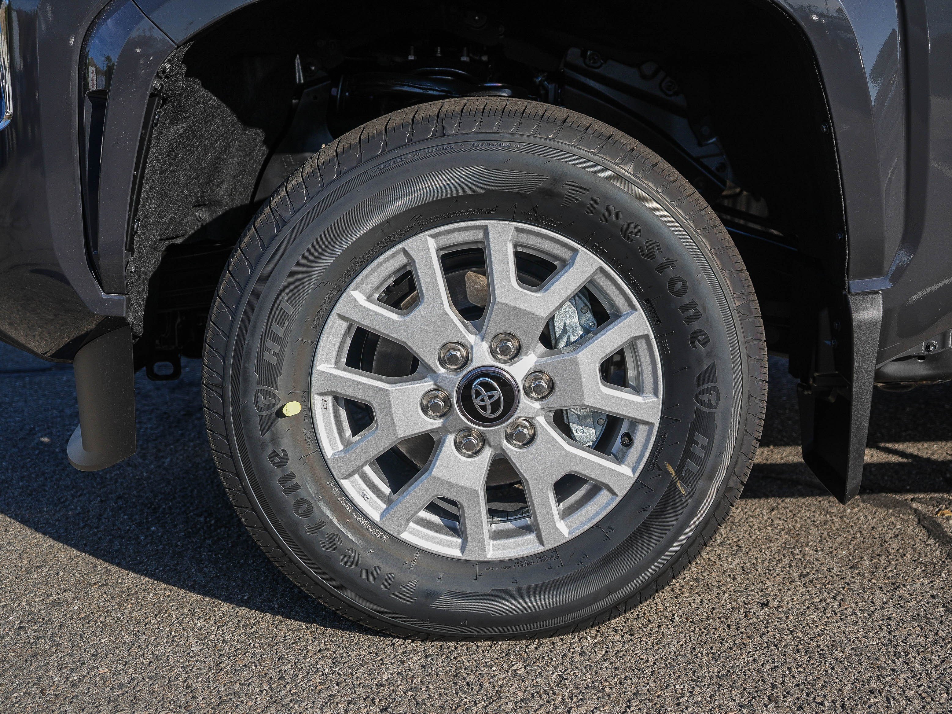 Used 2026 Underground Toyota SR5 image 9
