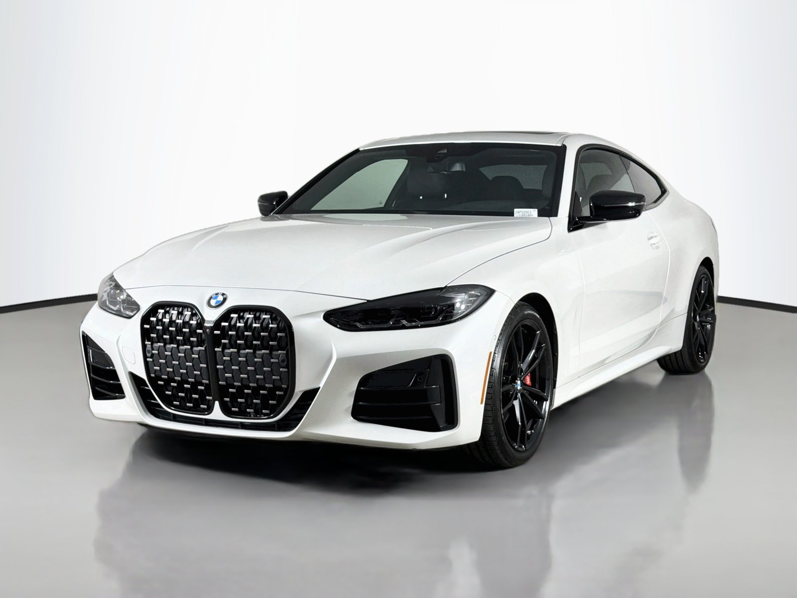 Certified Used 2023 Mineral White Metallic BMW M440i image 3