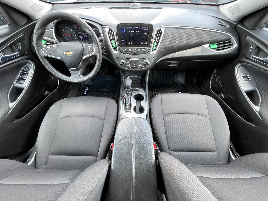 Used 2023 Mosaic Black Metallic Chevrolet LT image 3