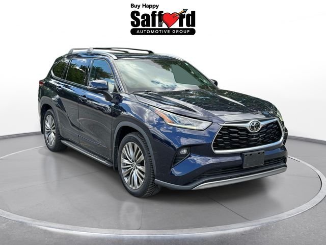 Used 2022  Toyota Platinum image 9