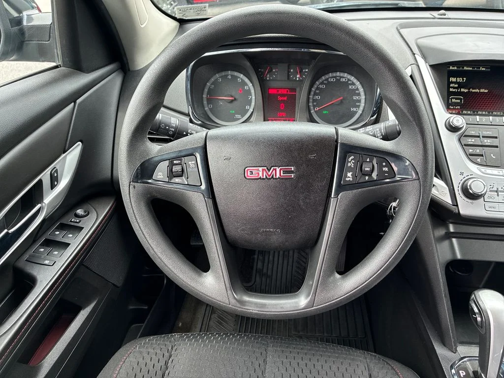 Used 2015 Black GMC SLE-1 image 15