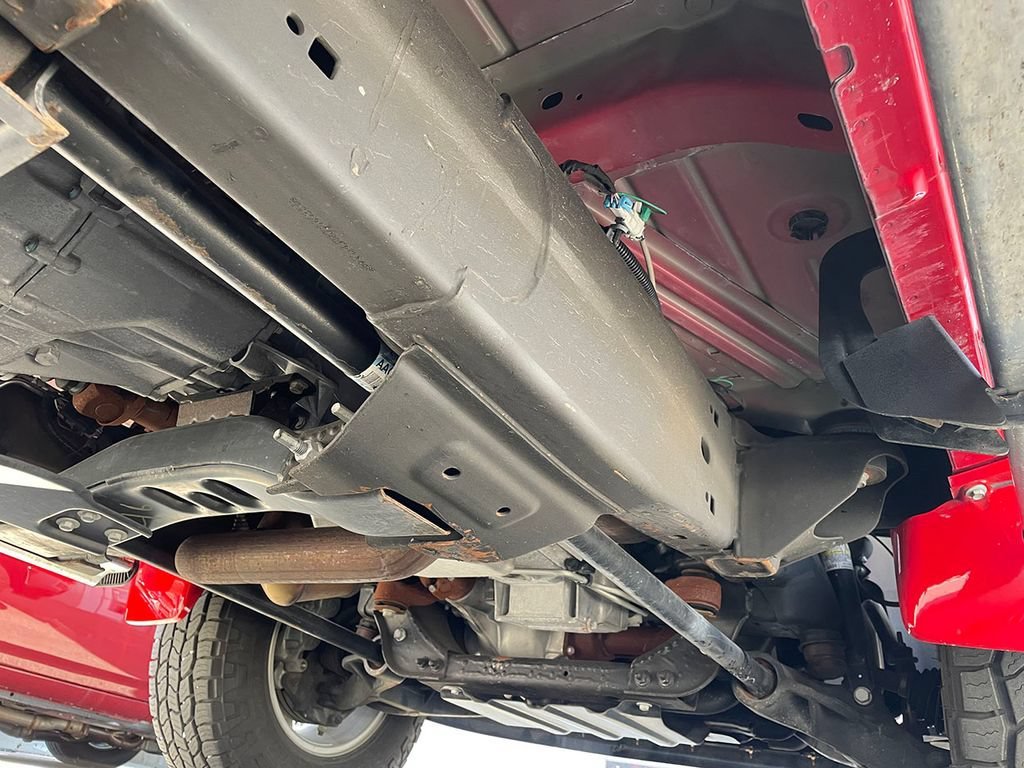 Used 2011 FIRE RED GMC SLE image 93