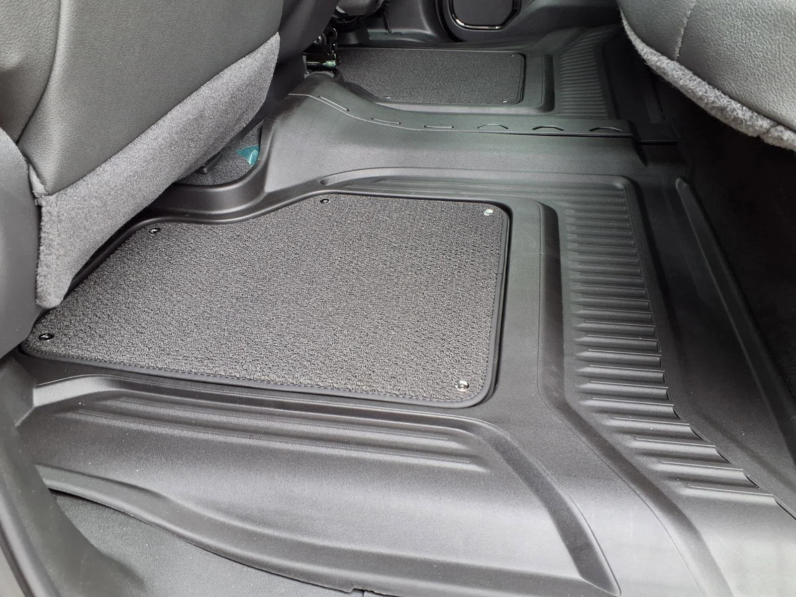 2026 GMC Sierra 1500 AT4 - Photo 20