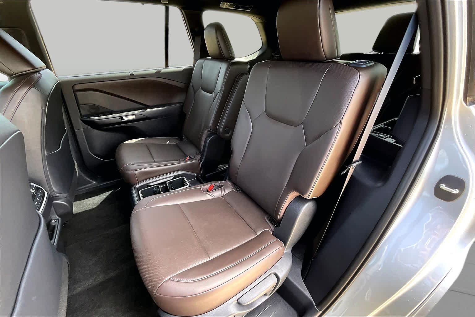 Used 2025 Celestial Silver Metallic Lexus Premium image 21