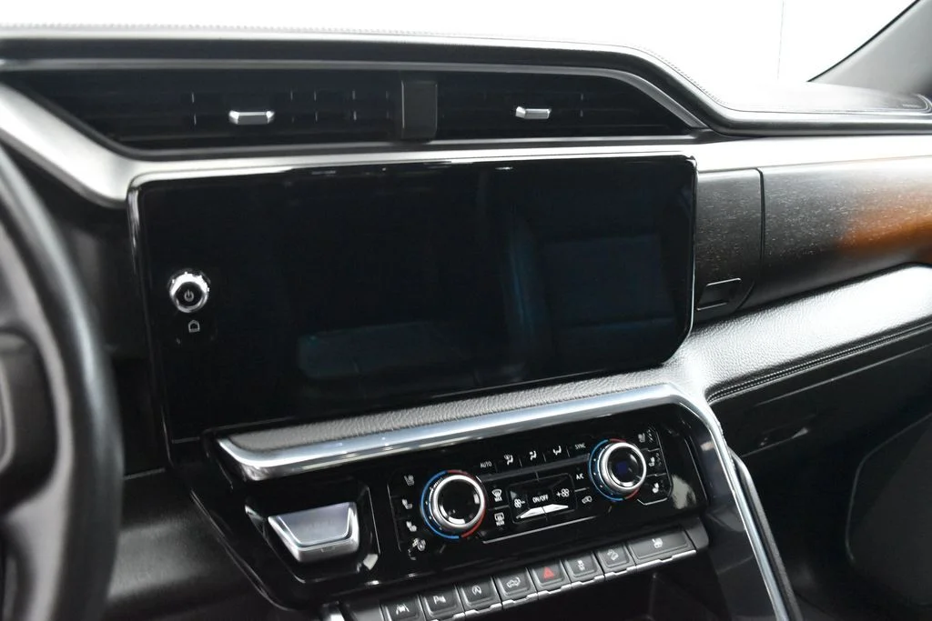 Used 2024 Silver GMC Denali image 13