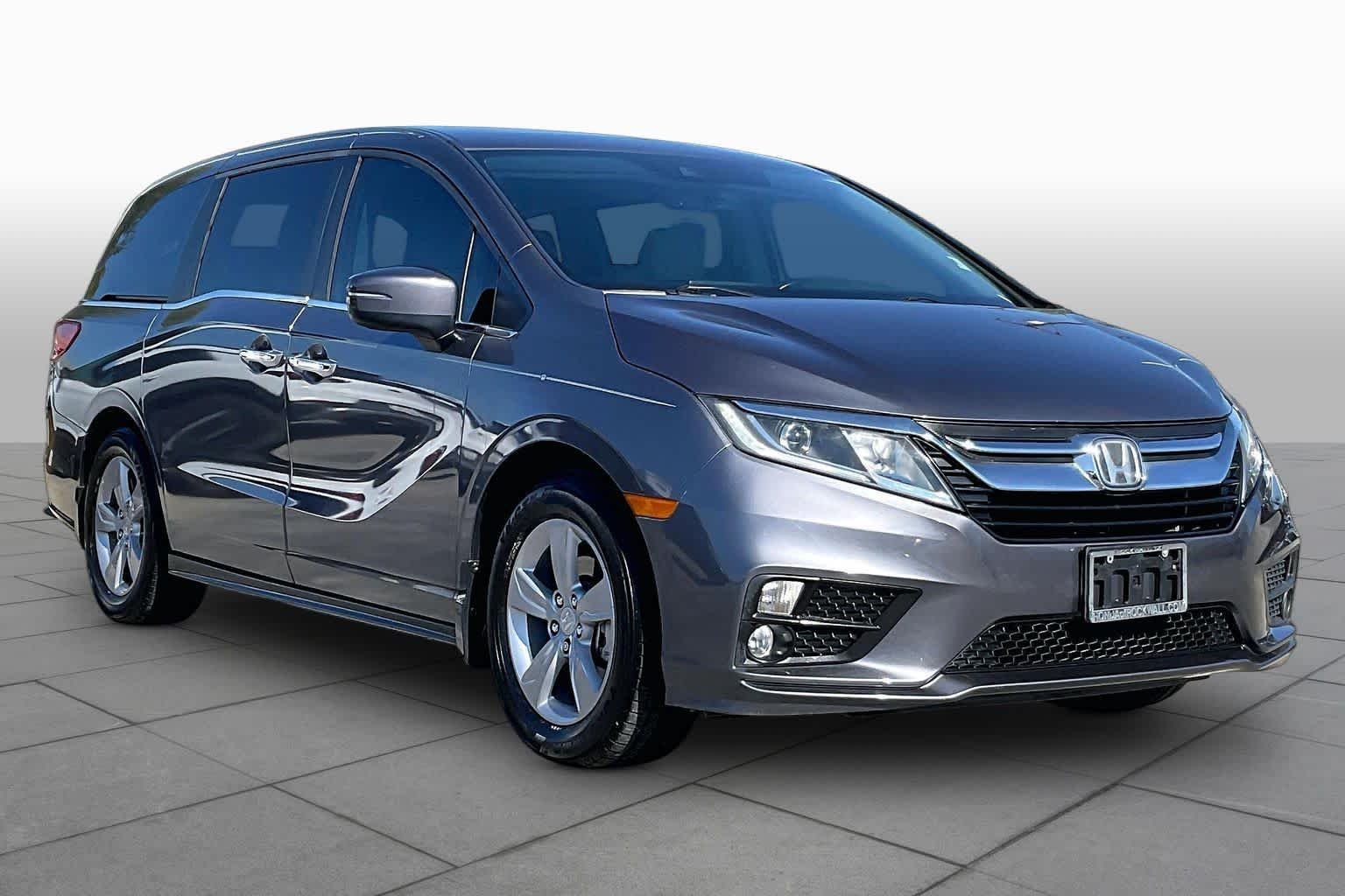 Used 2018 PACIFIC PEWTER METALLIC Honda EX-L image 3