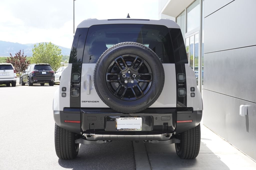 New 2026 Borasco Grey Land Rover S image 6