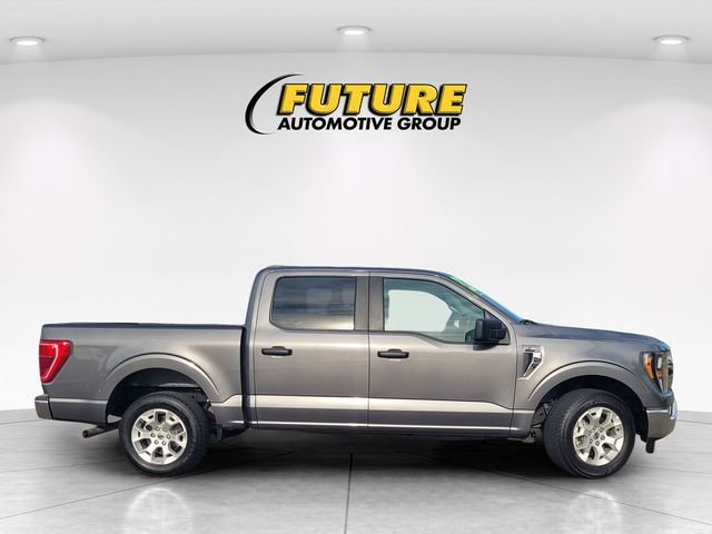 Used 2023 Gray Ford XLT image 3